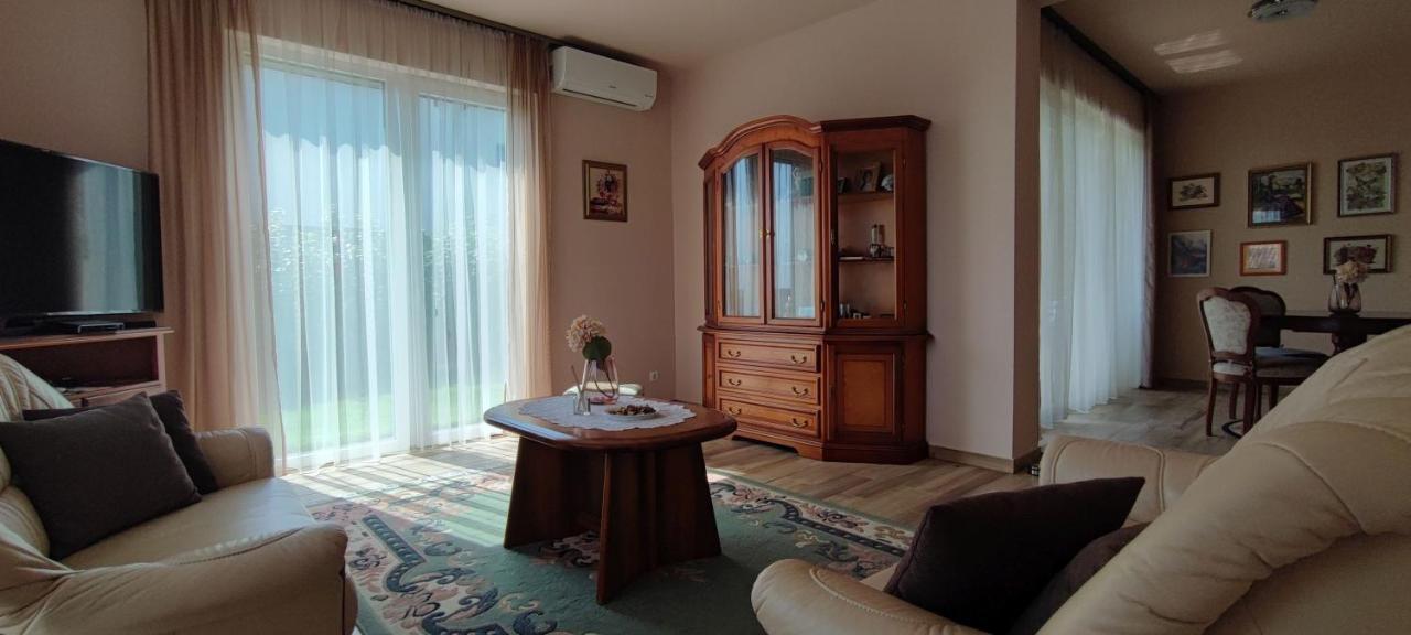 Appartamento White Column House Diosd Esterno foto